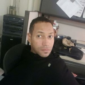 Meet your Posher, تاجر